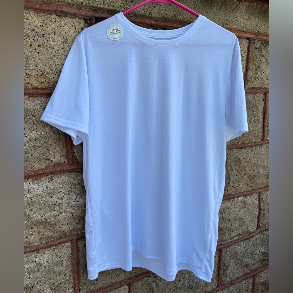 NWT unisex white XL crew neck tee white adult